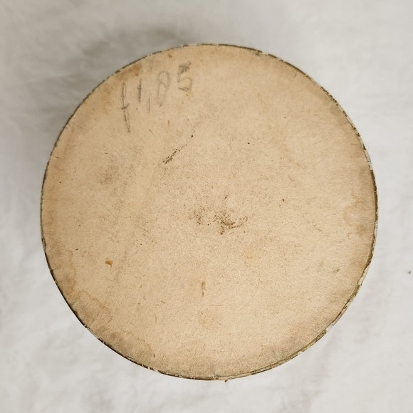 Floral Decorative Box with Butterflies - Picture 7 of 8